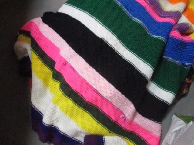Lot of Vintage Afghans, Throws, and Blankets - 3