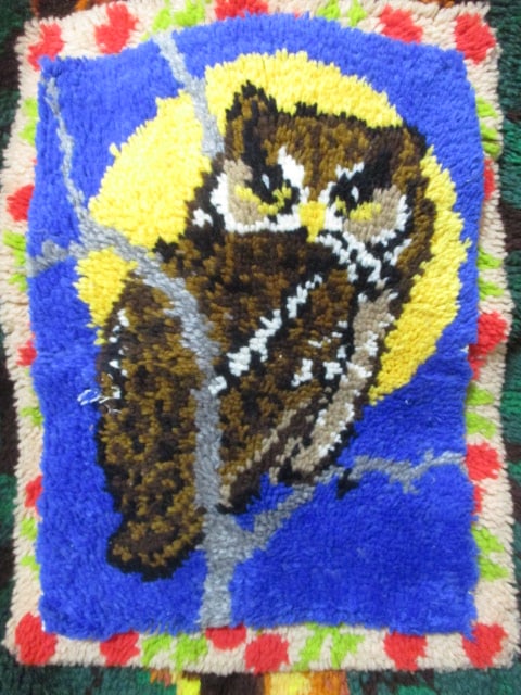 Lot of Vintage Afghans, Throws, and Blankets - 7