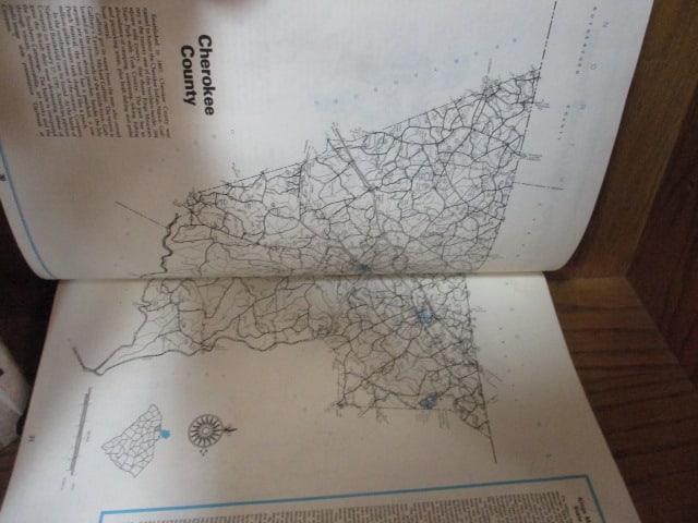 Rand McNally World Wall Map and South Carolina County Maps Atlas - 4