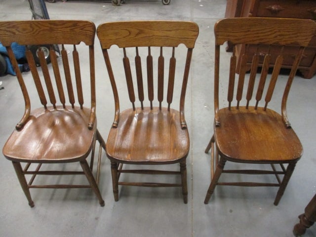 Solid Wood Dining Table with 3 Leaves and 8 Spindle Back Chairs - 4