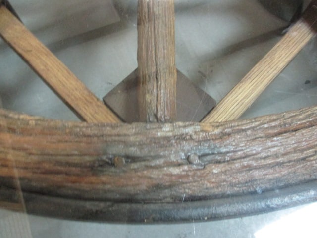Large Rustic Round Wagon Wheel and Glass Top Coffee Table - 4