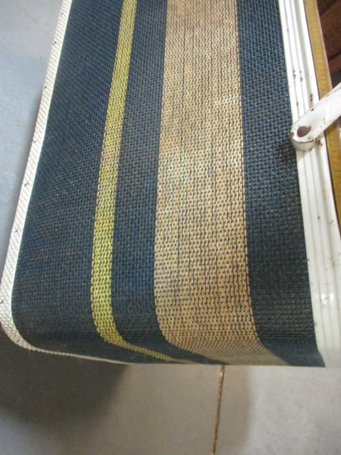 Mid-Century Modern Redmon Woven Wicker and Wood Lid Picnic Basket - 7