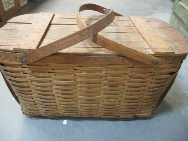 Vintage Wood Splint Picnic Basket: 22" x 11" x 11 1/2", one handle is broken