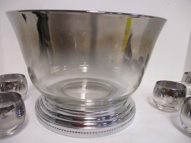 Mid-Century Modern Dorothy Thorpe Style Punch Bowl and Roly-Poly Glass Set - 4