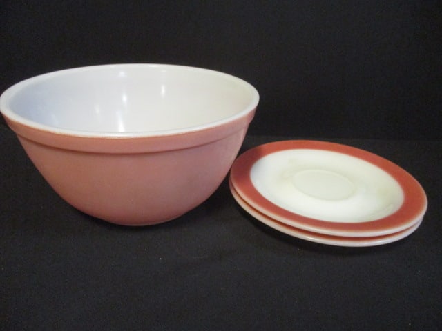 Vintage Pyrex "Flamingo Pink" Nesting Mixing Bowl and 2 Saucers: 7 1/4" x 4" - faded and (2) 6 1/4"
