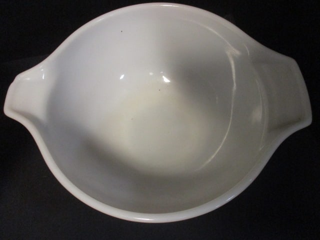 2 Vintage Pyrex "Sandlewood" Cinderella Mixing Bowls - 3