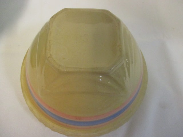 Vintage Anchor Hocking Fire King Green Mixing Bowl and McCoy Yellow Ware - 4