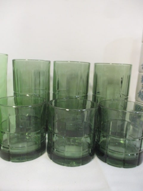 Lot of Vintage Anchor Hocking and Others Green Glasses and 4 Japanese - 4