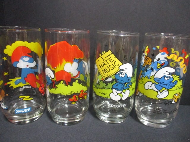 9 Retro 1982 "Smurf" Tumbler Glasses - 7