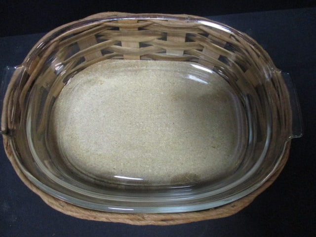 2 Pyrex Glass Casserole Dishes with Woven Basket Carriers - 7
