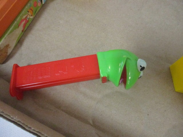 Vintage Fisher-Price Airplane Toy and Music Box, Pez "Kermit the Frog" - 7