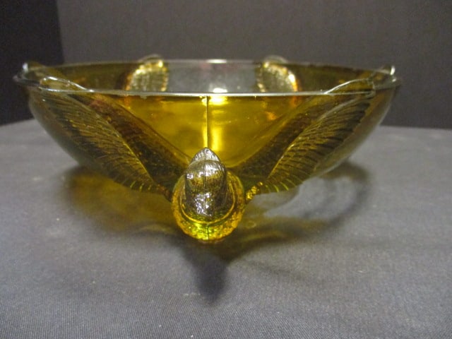 Vintage Jeannette 3-Footed "Pheasant" Amber Glass Bowl - 2