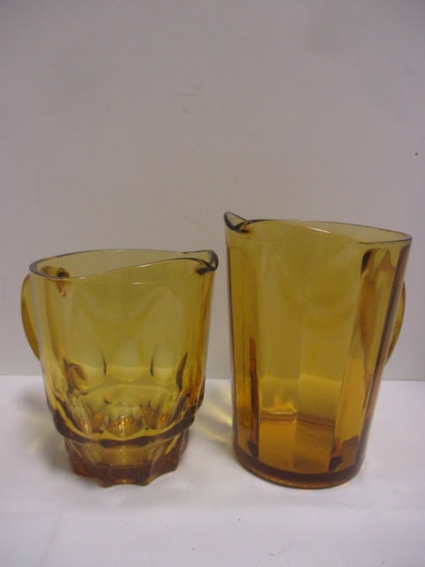 2 Vintage Amber Glass Pitchers (1 of 5)