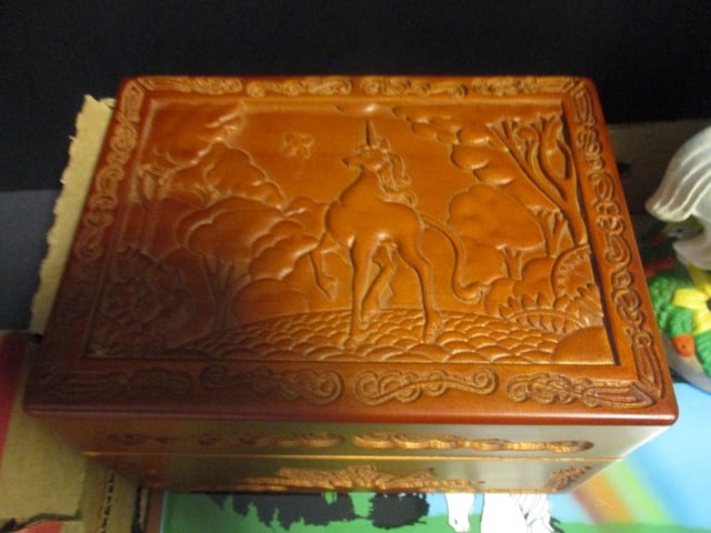 Unicorn Lot - Unicorn Tarot Cards in Carved Wood Box, 2 Unicorn Figurines, - 5
