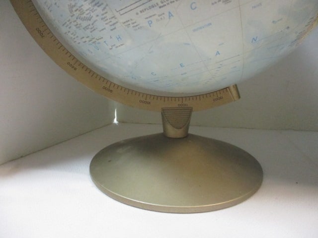 2 Vintage Desktop World Globes - Replogle Comprehensive and Cram's Imperial - 3