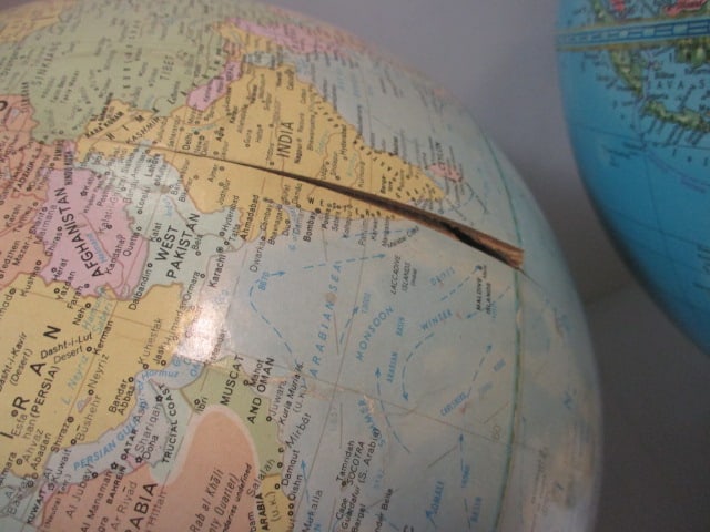 2 Vintage Desktop World Globes - Replogle Comprehensive and Cram's Imperial - 7