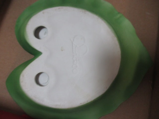 Pair of Vintage Leart 5-Finger Vases and Department 56 Lily Pad Flower Frog - 3