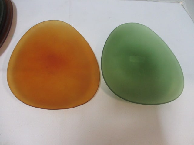 8 Retro Triangular Frosted Glass Plates - 2