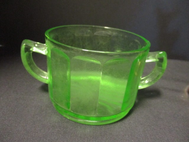 Vintage Jeannette Marigold Carnival Glass "Deer Fawn" Lid and Green Uranium - 2