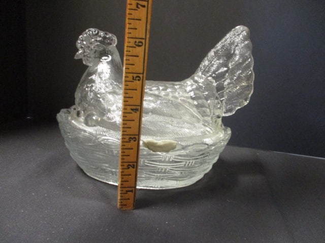 Vintage Clear Pressed Glass "Hen on Nest" Lidded Dish - 7