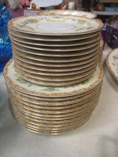 45 Pieces of Vintage Noritake "N128" Floral China - Made in Japan - 4