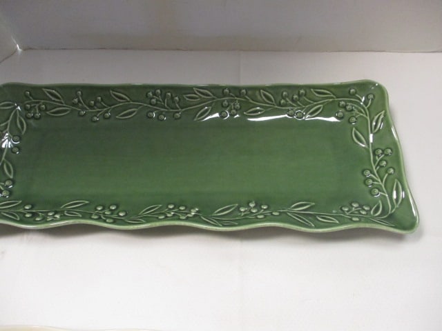 4 Real Home "Let Us Entertain You" Stoneware Platters - 5