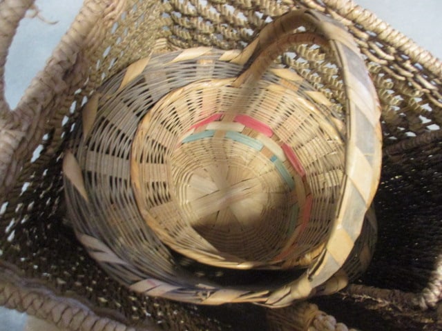 Large Lot of Baskets and Wicker DÃ©cor - 5