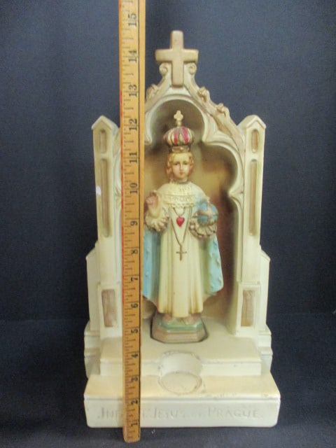 "Infant Jesus of Prague" Handpainted Devotional Statue - 9