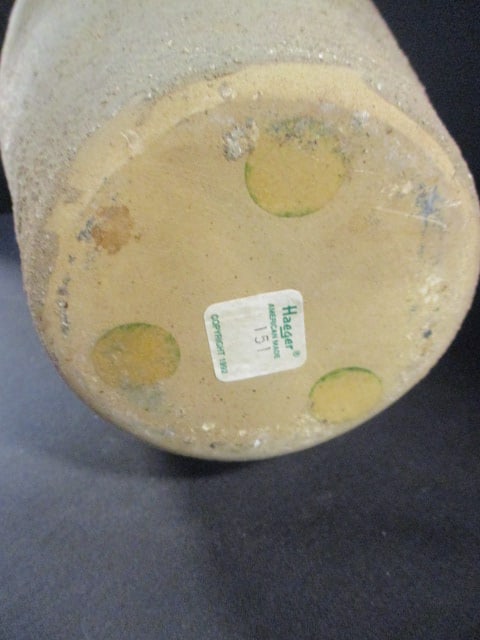 Signed Studio Pottery Ribbed Design Thrown Vase - 3
