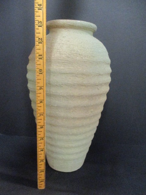 Signed Studio Pottery Ribbed Design Thrown Vase - 4