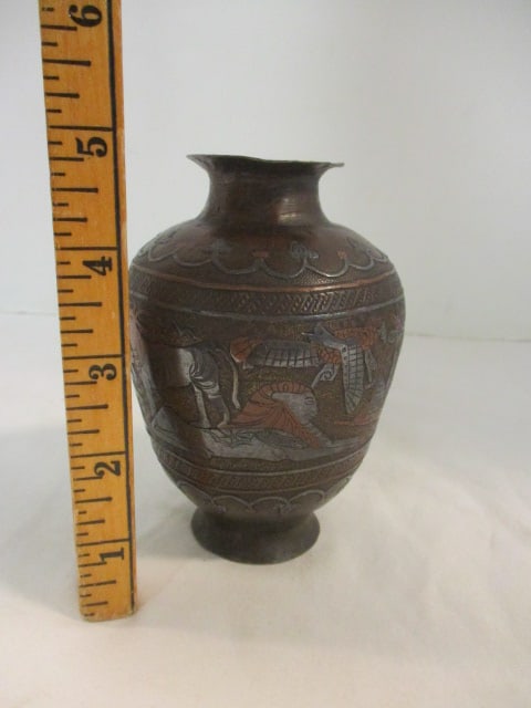 Egyptian Scene in Relief Copper/Bronze/Brass Vase - 6