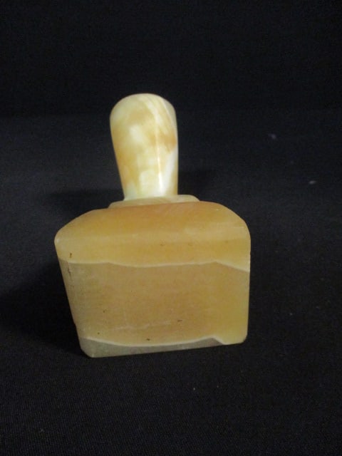 Carved Alabaster Nefertiti Paperweight - 4