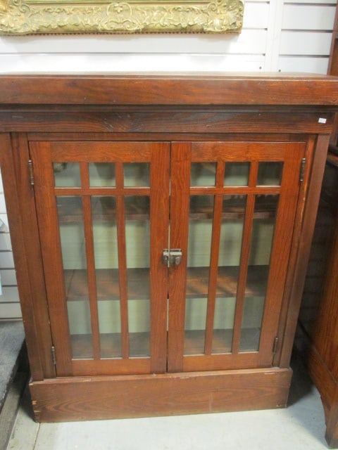 Solid Wood Arts & Craft Style Glass Door Cabinet (1 of 4)