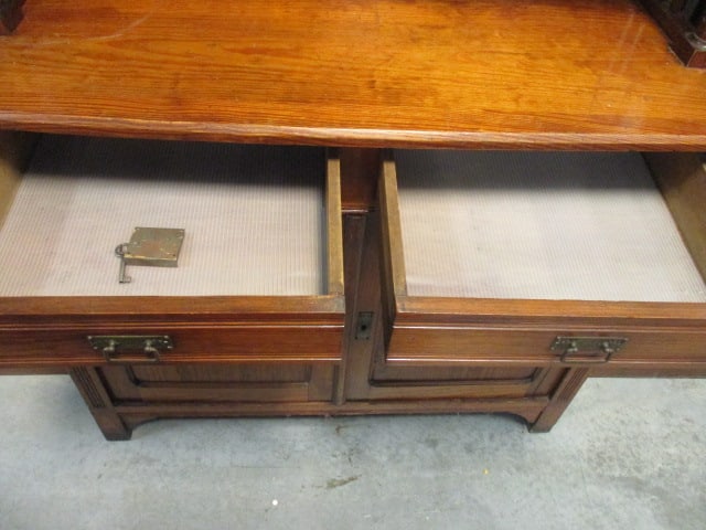 Arts & Craft 2 Piece China Hutch with Green Pebble Glass Doors - 6