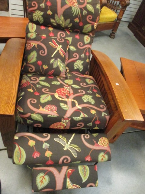 Barcalounger Oak Arts & Craft Mission Style Upholstered Recliner - 8
