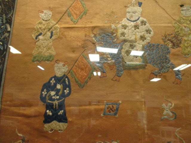 Vintage Framed and Matted Chinese Embroidered Silk Panel - 3
