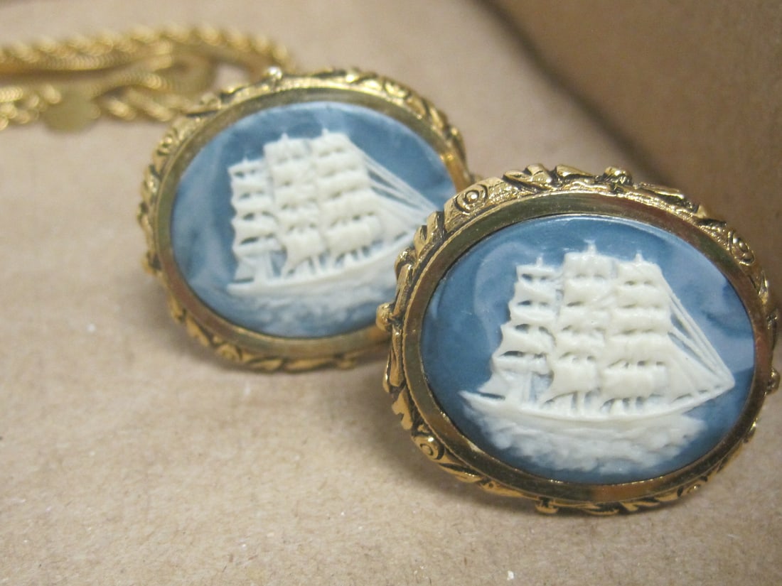Lot of Vintage/ Modern Estate Jewelry- Some Signed - 5