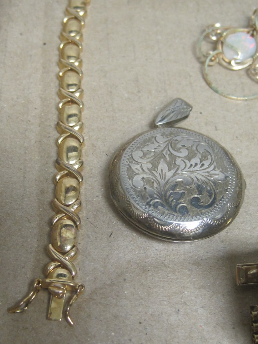 Lot of Vintage/ Modern Estate Jewelry- Some Signed - 6