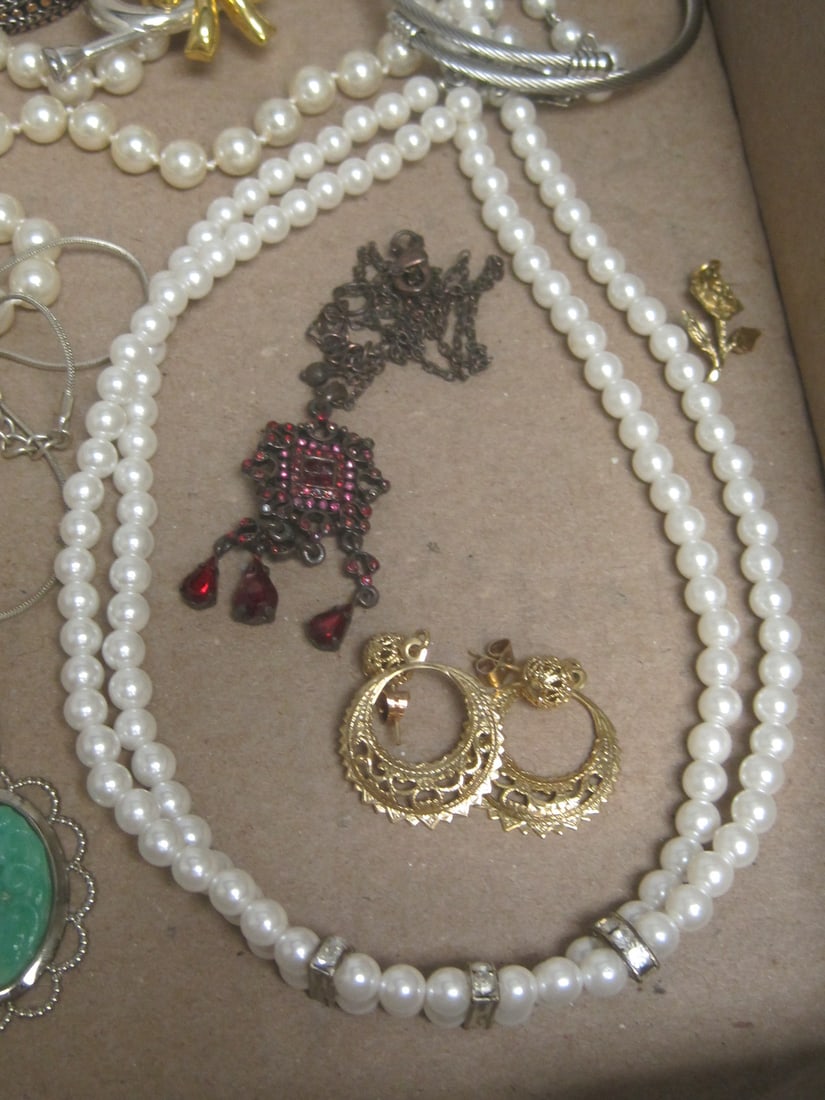 Lot of Vintage/ Modern Estate Jewelry- Some Signed - 3