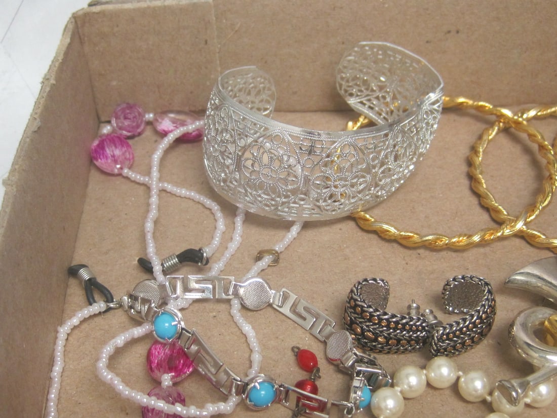 Lot of Vintage/ Modern Estate Jewelry- Some Signed - 5