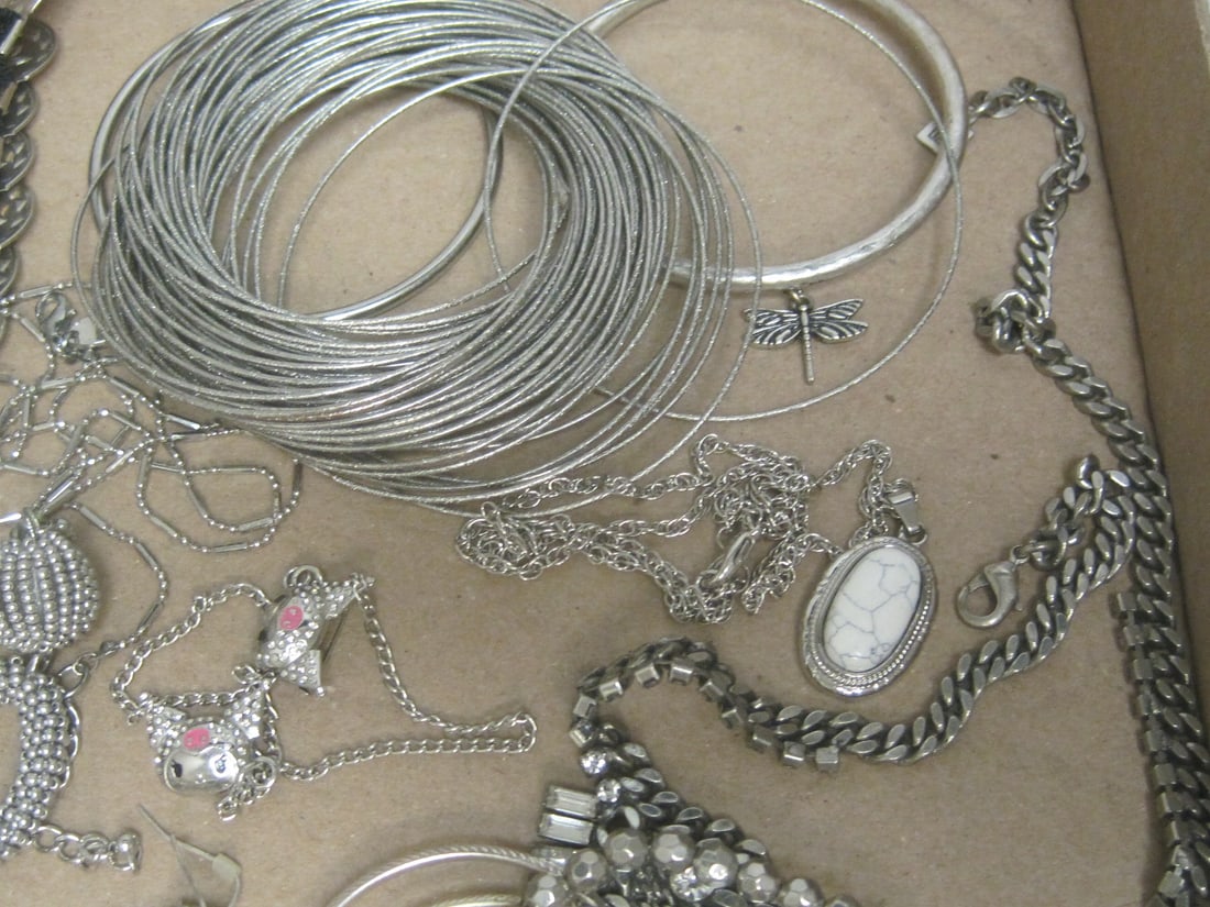 Lot of Vintage/ Modern Estate Jewelry- Some Signed - 4