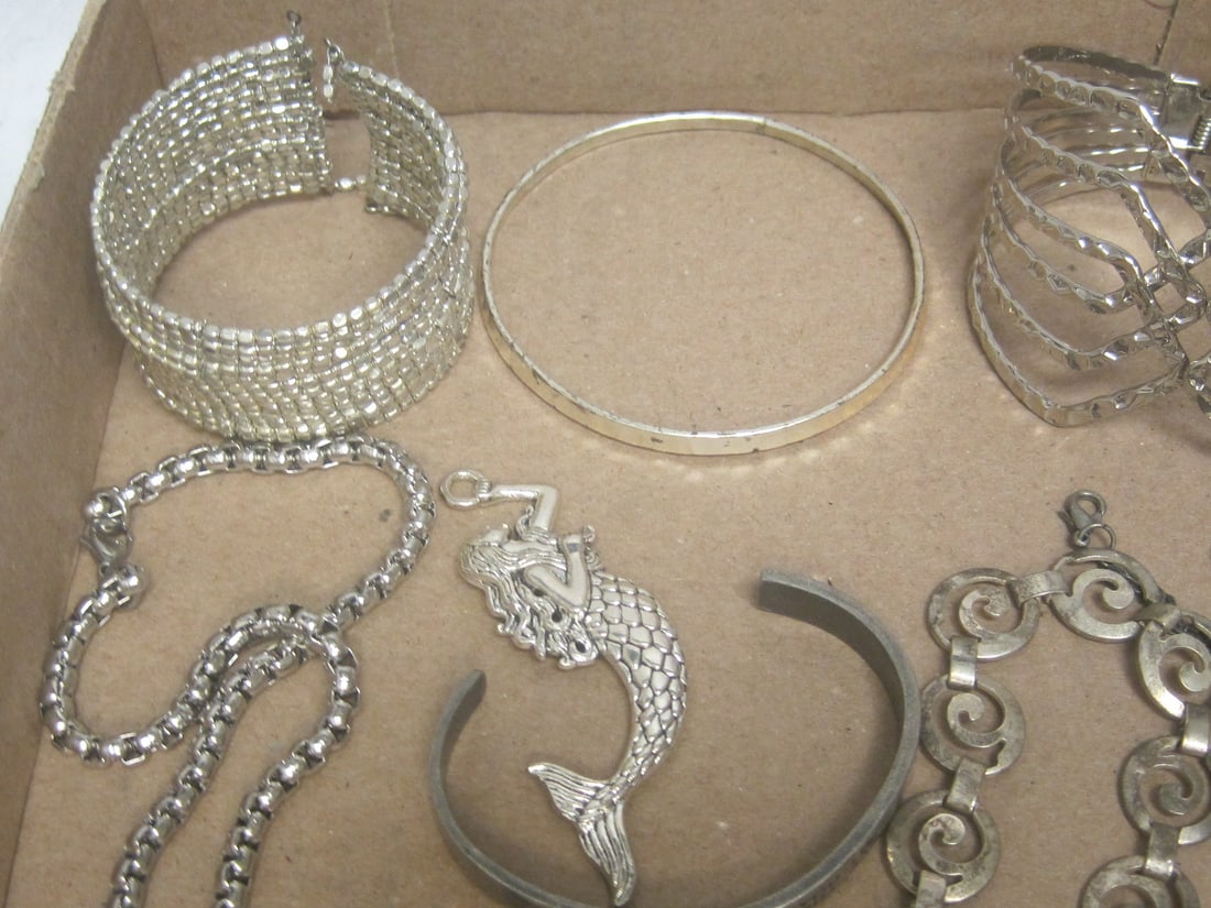 Lot of Vintage/ Modern Estate Jewelry- Some Signed - 6