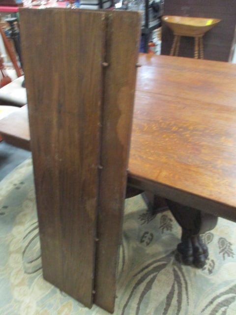 Antique Victorian Eastlake Quarter Sawn Oak Pedestal Table and Two Leaves - 6