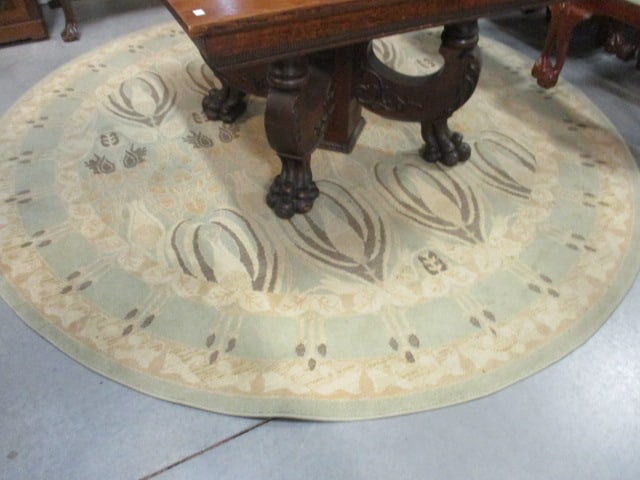 Unique Loom Kensington Collection Light Green/Cream Round Area Rug: 8' dia, needs some spot cleaning, polypropylene pile, Local Pickup Only