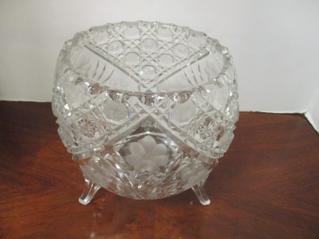 Footed Crystal Ball Vase Centerpiece (1 of 4)