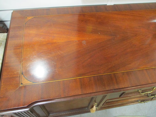 Bernhardt Banded Inlaid Mahogany French Provencial Style Server - 2