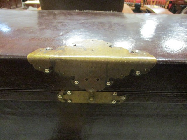 Textured Leather Look Lidded Trunk with Brass Accents - 2