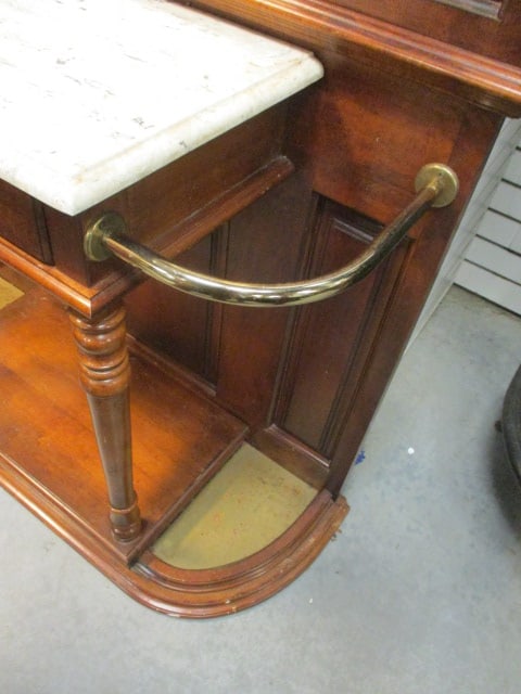 Pulaski Furniture Co. Victorian Style Hall Tree with Beveled Mirror - 5