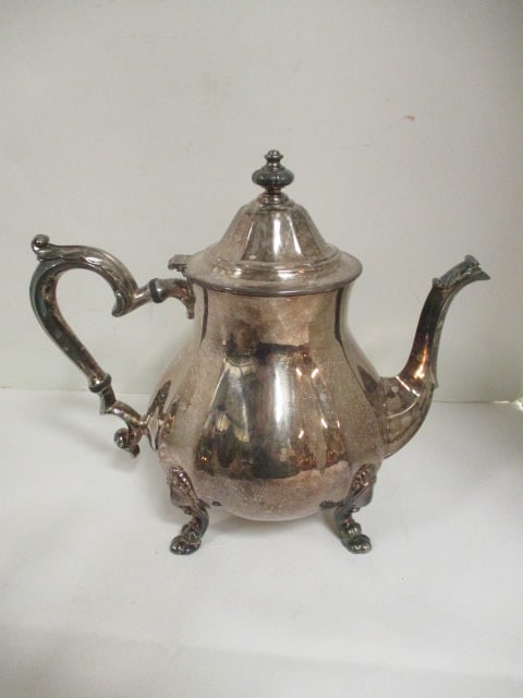 Oneida Silverplate Coffee and Tea Service - 8