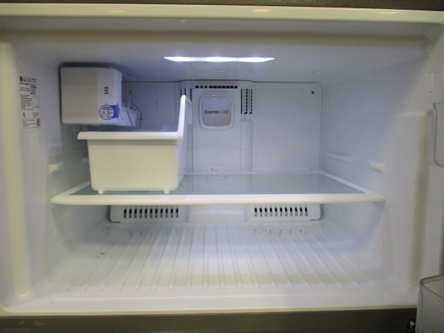 LG Stainless Top Mount Refrigerator with Ice Maker - 5